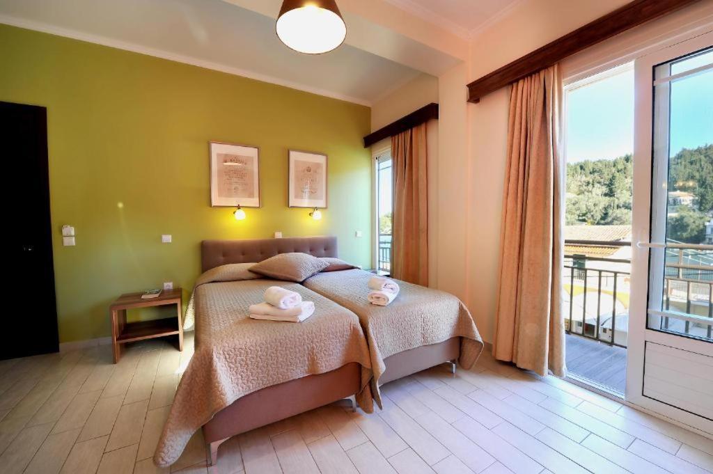 Ilios Hotel ลักกา ภายนอก รูปภาพ