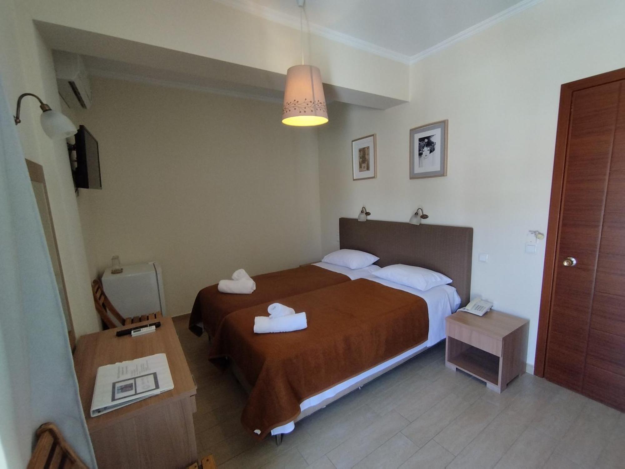 Ilios Hotel ลักกา ภายนอก รูปภาพ